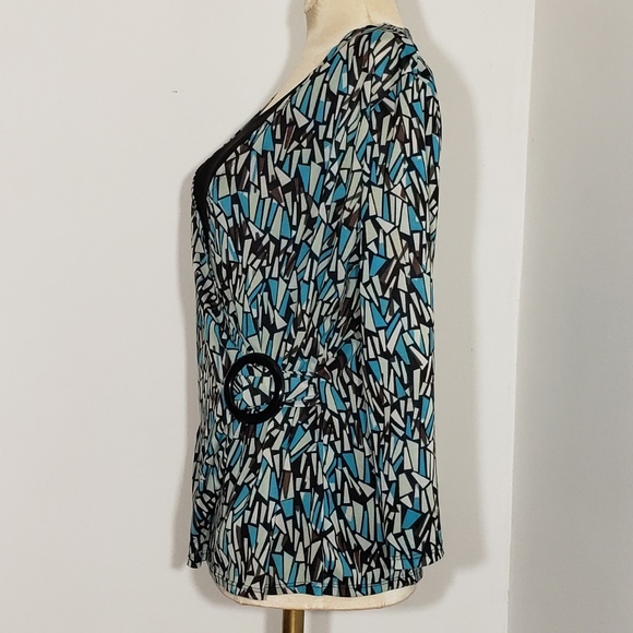 Elementz geometric print faux wrap top size Large - Picture 3 of 8